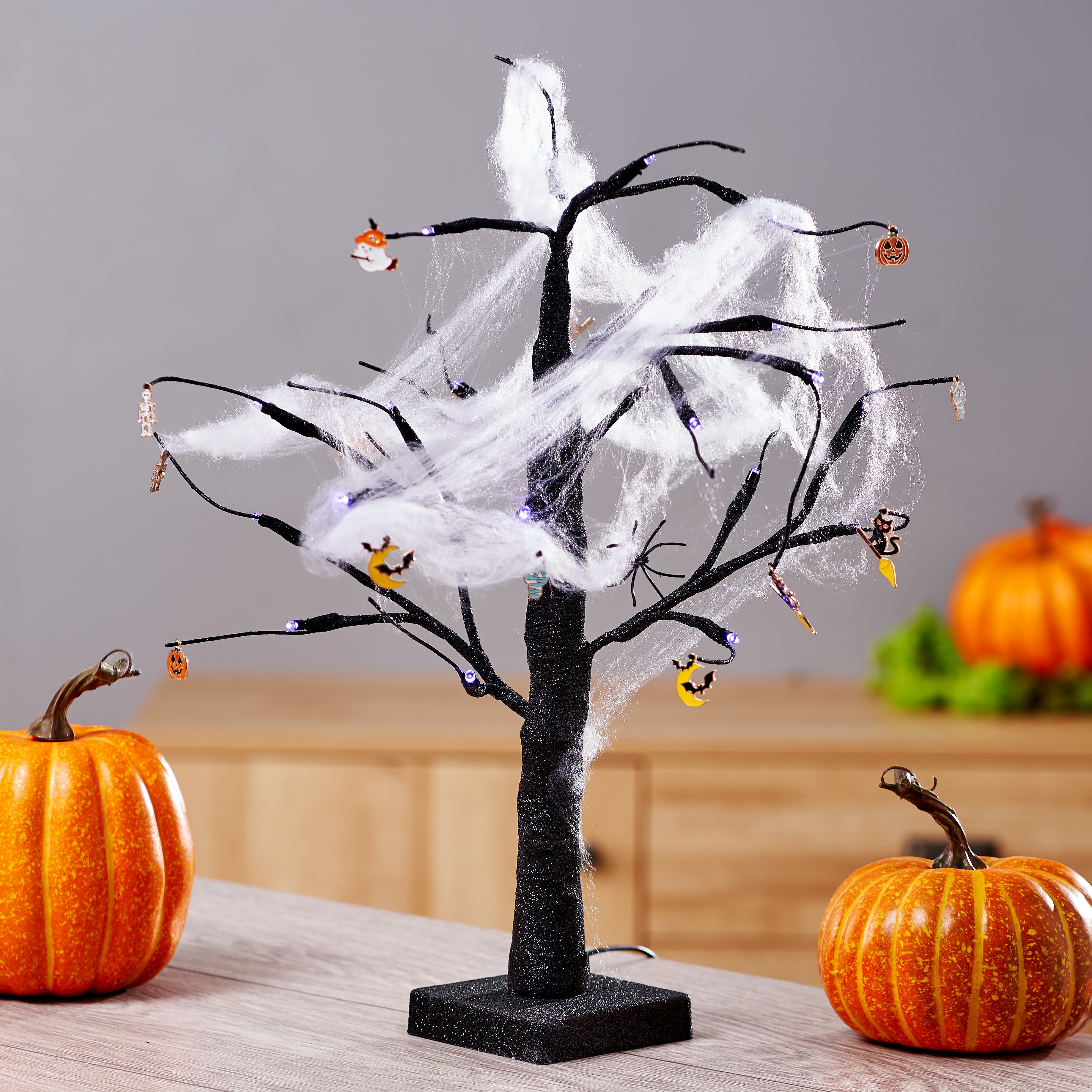 Spooky LED Halloween Tree Decoration with Cobwebs
