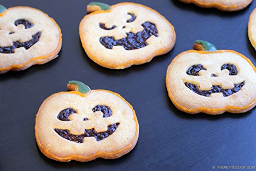 24 Halloween Cookie Cutters